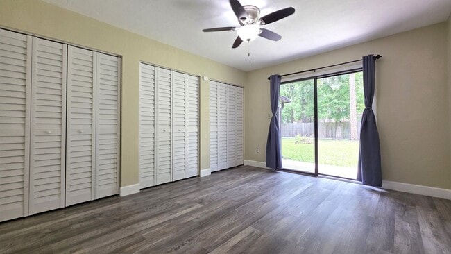 Building Photo - FOR RENT 2 bed 2 bath 1 car garage home.