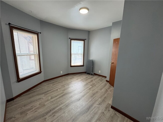 Building Photo - 182 Lancaster Ave