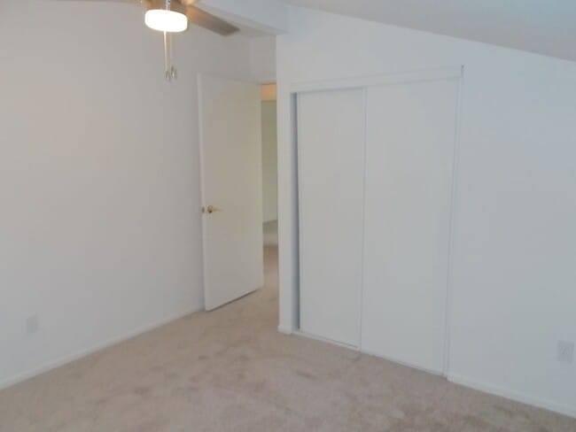 Building Photo - Bright & Spacious 2-Story Home – Move-In R...
