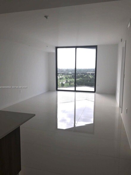 Building Photo - 5300 Paseo Blvd