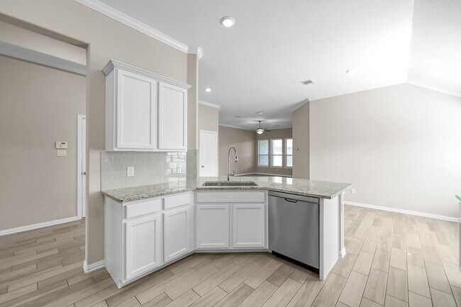 Building Photo - 2372 Old Stone Dr