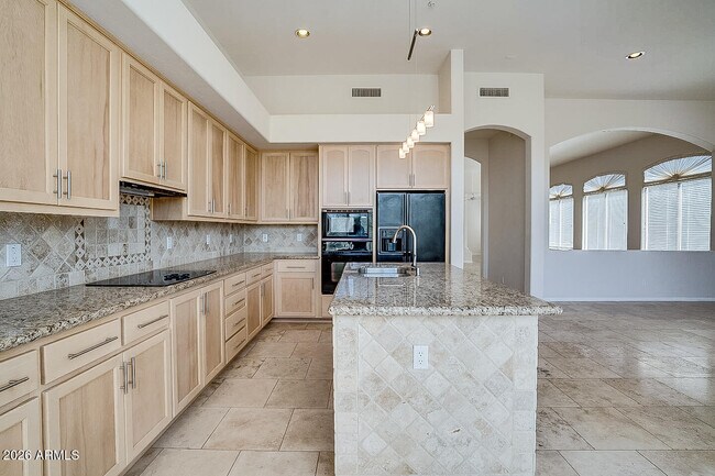 Building Photo - 11113 E Betony Dr