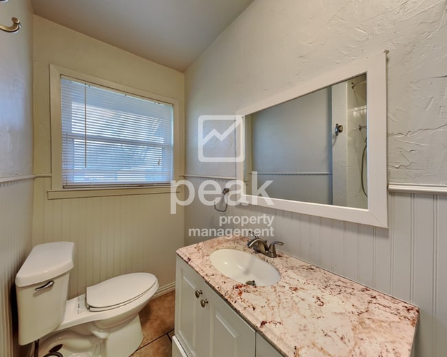 Building Photo - $1799! Beautiful 3Bed/2Bath home in FORT WORTH!