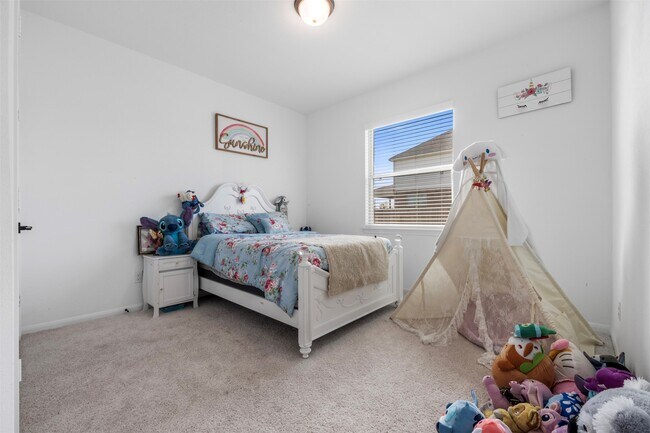 Building Photo - 11918 Autumn Leaf Dr