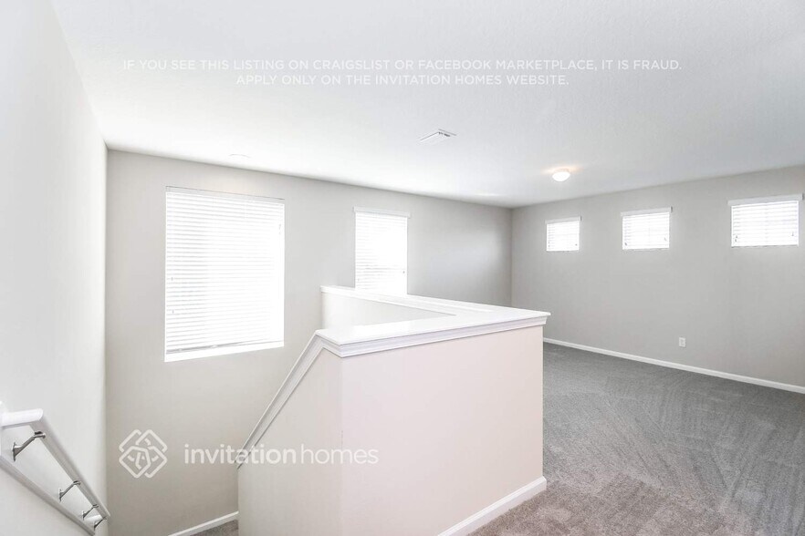 Building Photo - 1102 Wetland Ridge Cir
