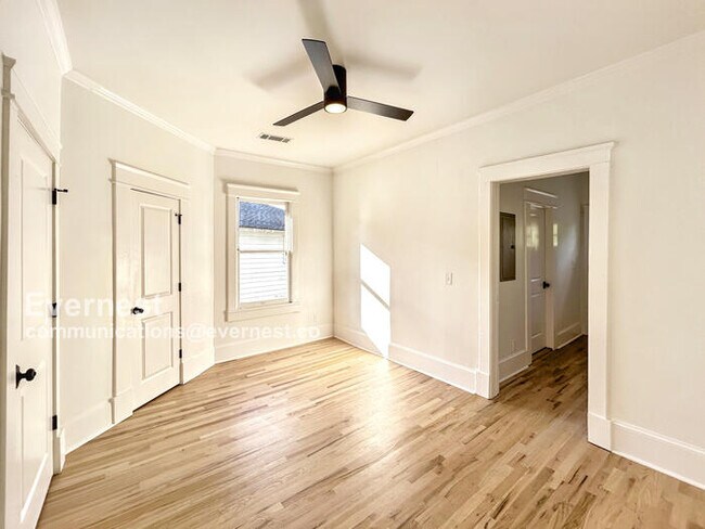 Building Photo - 816 Brookline St SW