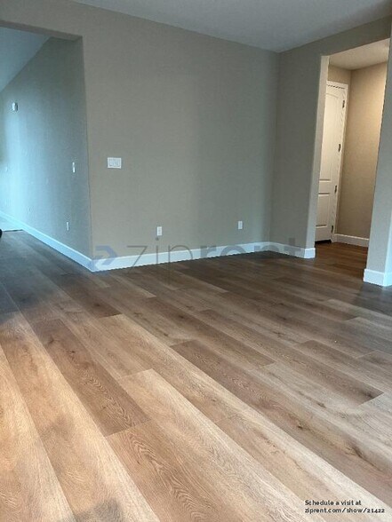 Building Photo - 1808 Stetson Cir