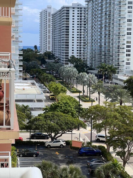 Building Photo - 251 174th St