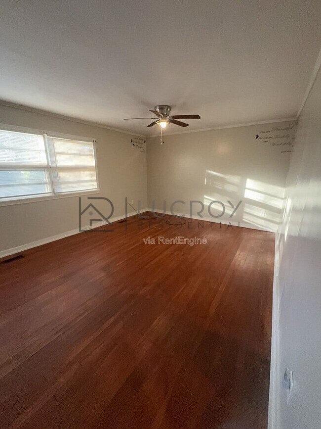 Building Photo - 5855 Canton Park Dr