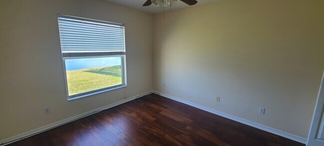 Building Photo - 6750 Ferri Cir