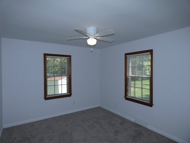 Building Photo - 8108 MO-9