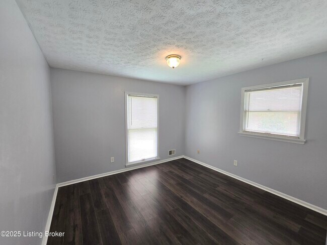 Building Photo - 9313 Le Beau Ct