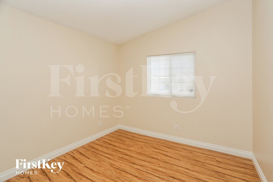 Building Photo - 5412 Redview Ct