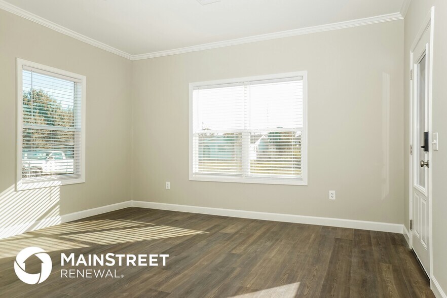 Building Photo - 12311 Tangier St