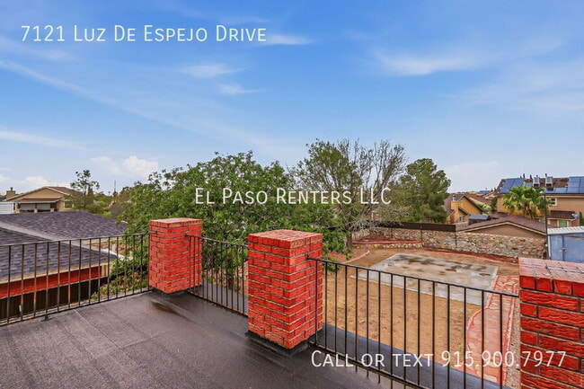 Building Photo - 7121 Luz De Espejo Dr
