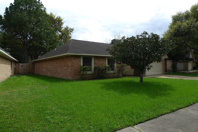 Building Photo - 14223 Whitecross Dr