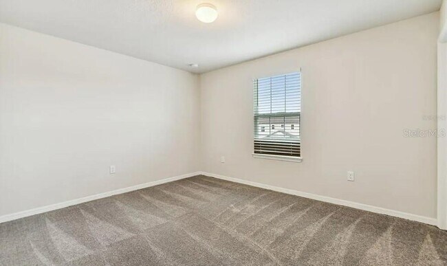 Building Photo - 11225 Sycamore Glen Loop