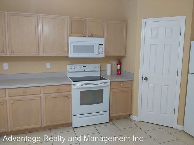 Building Photo - 4 br, 2 bath House - 12 Pineland Ln