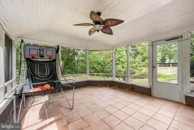 Building Photo - 2985 Marsh Hawk Dr