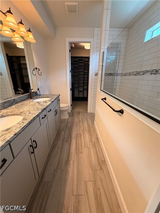 Building Photo - 17624 Silverspur Dr