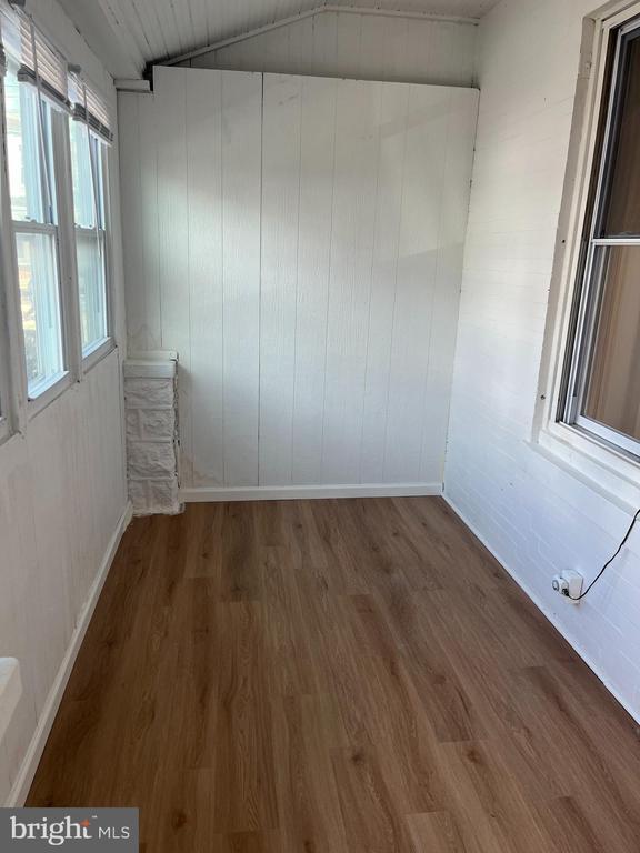 Building Photo - 163 N Edgewood St