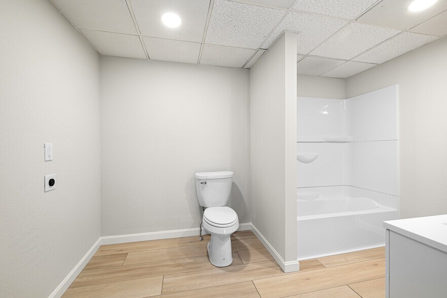 Building Photo - 137 Sandy Bottom Rd