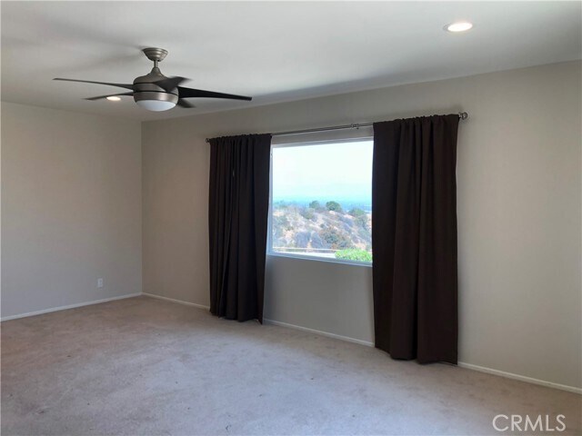 Building Photo - 14687 Deervale Pl