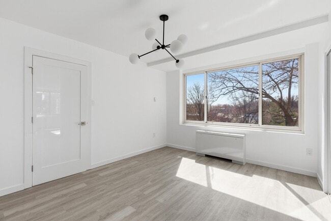 Building Photo - 4000 Tunlaw Rd NW