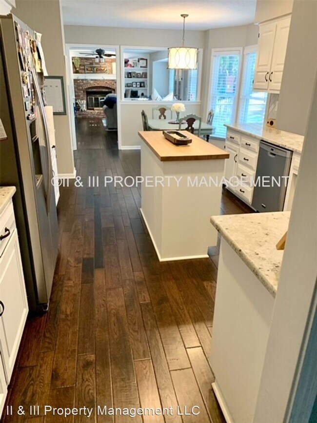 Building Photo - 4 br, 2.5 bath House - 11509 Newton St