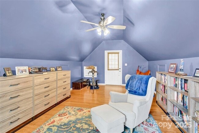 Building Photo - 832 Kemp Rd