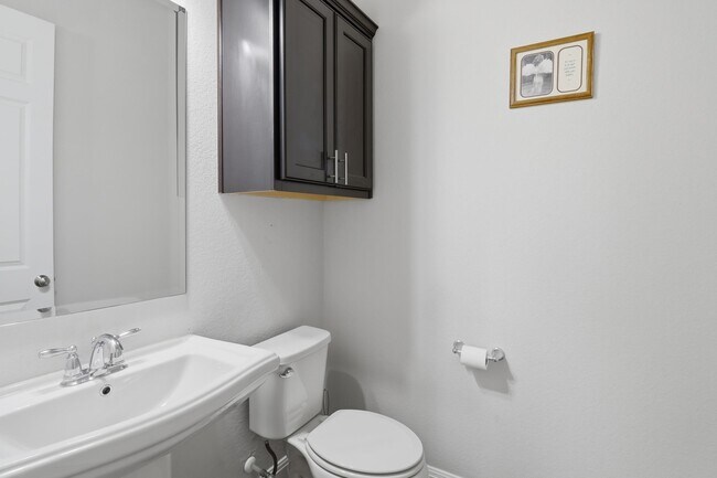 Building Photo - 108 Gemstone