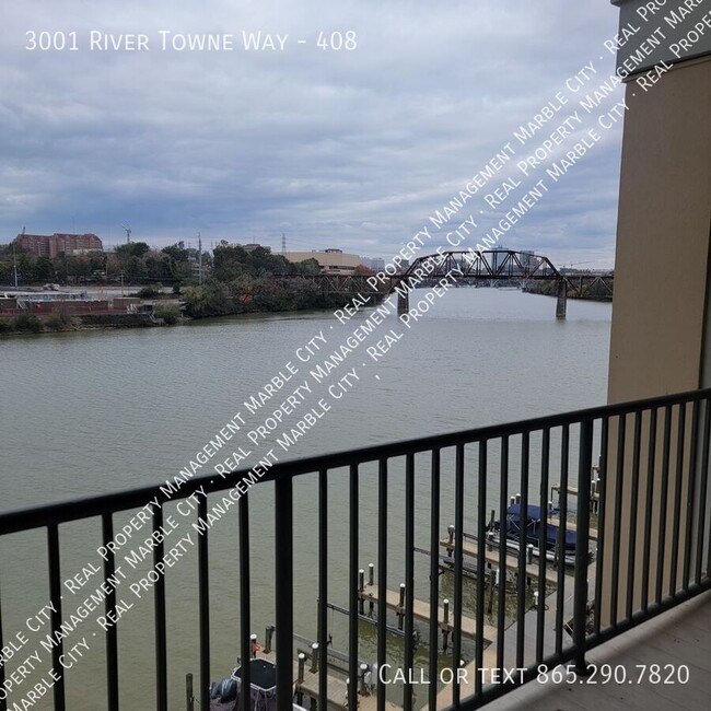 Building Photo - Amazing Riverfront Condo Living!