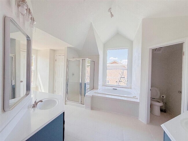 Building Photo - 16403 Spotted Eagle Dr