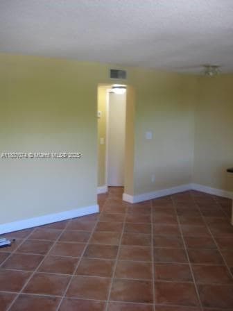 Building Photo - 1801 S Treasure Dr