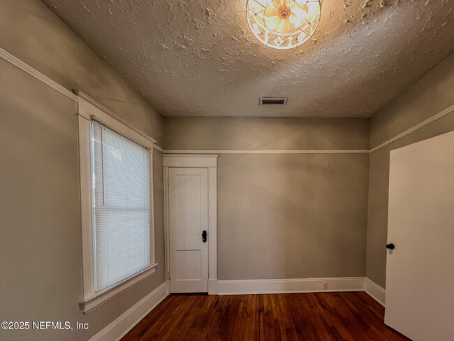 Building Photo - 2805 Post St