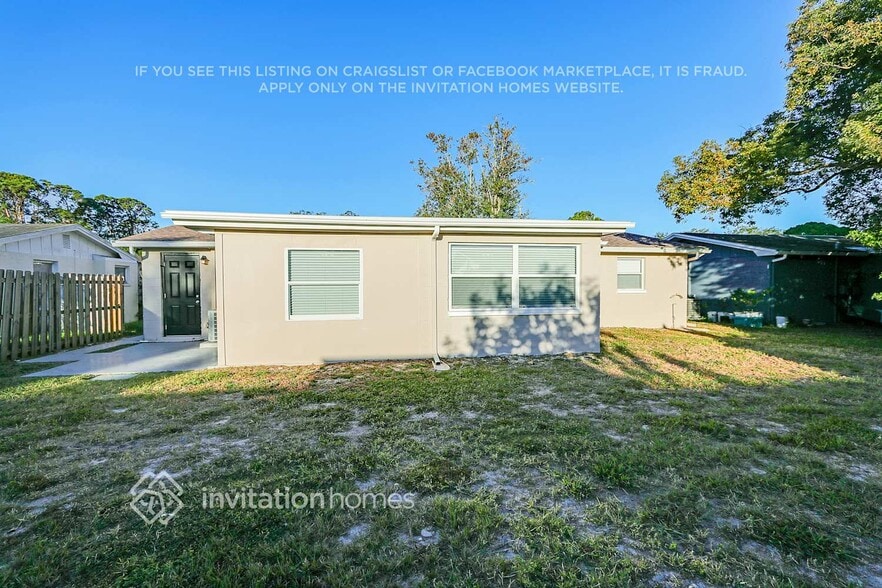 Building Photo - 3306 Brookfield Dr