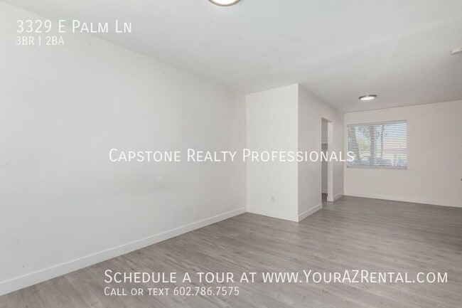 Building Photo - 3329 E Palm Ln