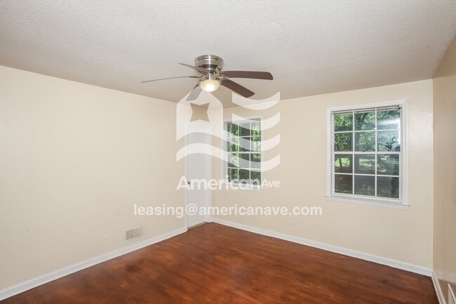 Building Photo - 1859 Woodsboro Dr