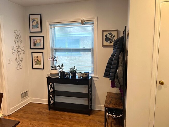 Building Photo - 8717 Karlov Ave