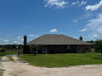 Building Photo - 2829 Dowell Rd