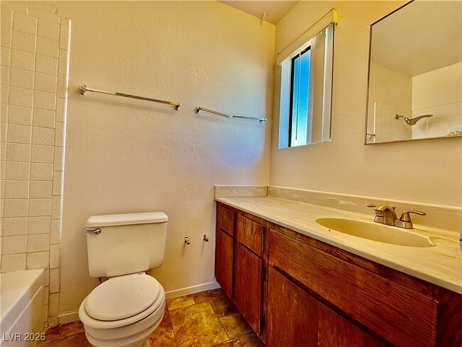 Building Photo - 191 Bel Port Dr