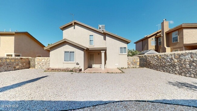 Building Photo - 7580 Plaza Taurina Dr