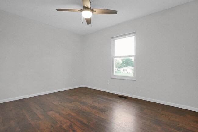 Building Photo - 1174 Obetz Rd
