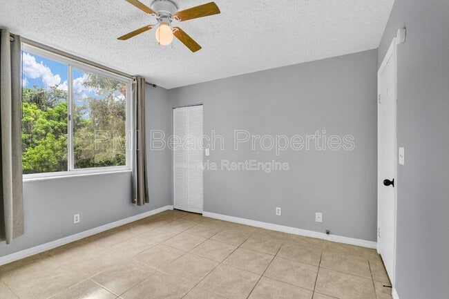 Building Photo - 3995 W McNab Rd