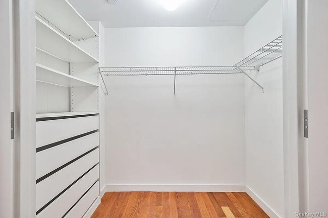 Building Photo - 106-20 70th Ave