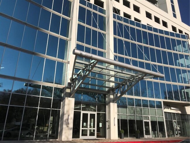 Primary Photo - 3324 Peachtree Rd