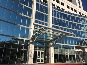 Building Photo - 3324 Peachtree Rd