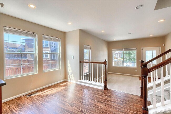 Building Photo - Gorgeous 4 bedroom in the highly sought af...