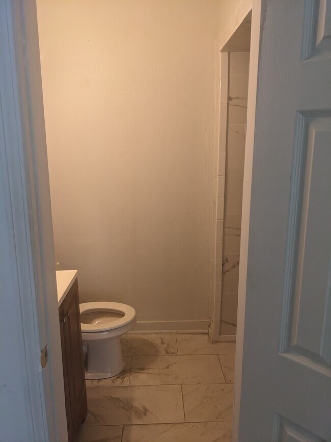 Building Photo - 3315 W Markham St