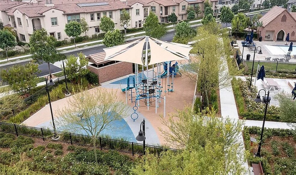 Building Photo - 12120 Blue Sky Ct